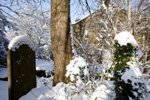 haworth graveyard jan 22 2013 9 sm.jpg